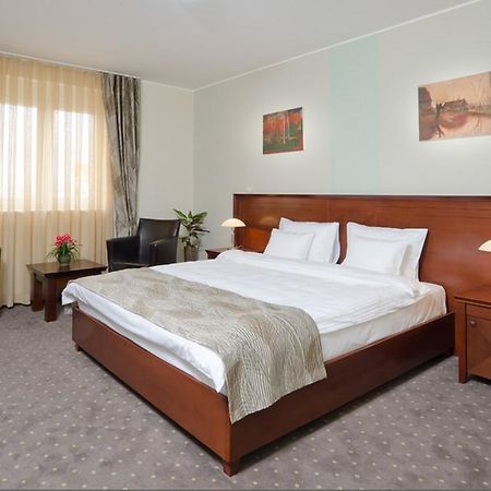 Garni Hotel Semlin B&B Belgrad Zimmer foto