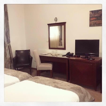 Garni Hotel Semlin B&B Belgrad Exterior foto