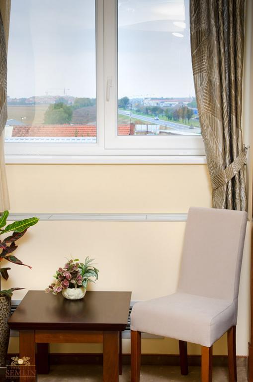 Garni Hotel Semlin B&B Belgrad Zimmer foto