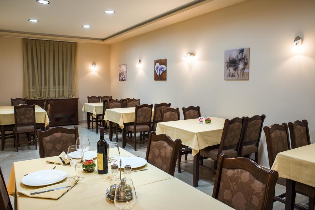 Garni Hotel Semlin B&B Belgrad Exterior foto